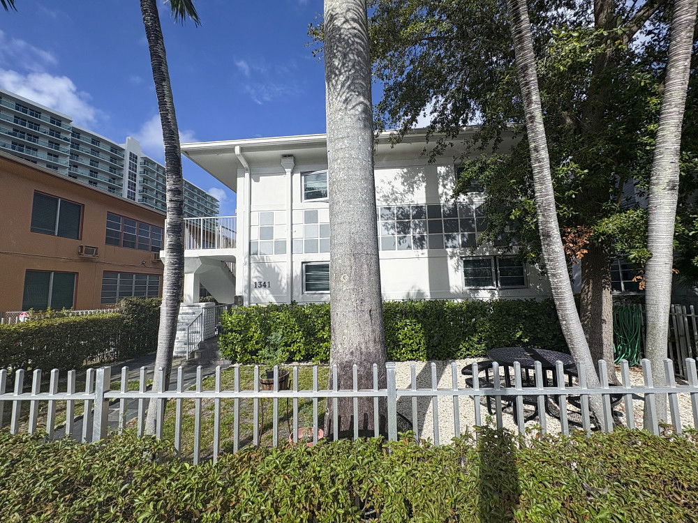 Sage On 15th Condo photo 2